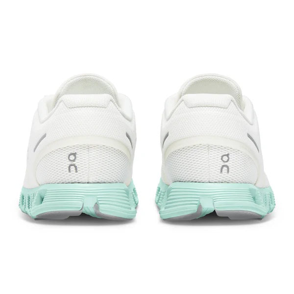 Women Cloud 5 – Undyed White Creek