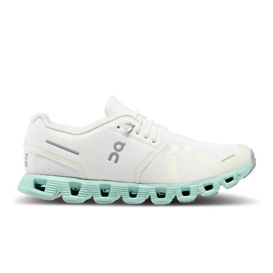 Women Cloud 5 – Undyed White Creek