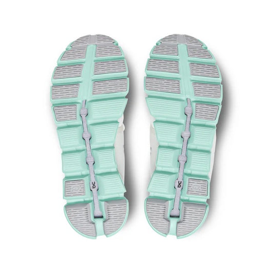 Women Cloud 5 – Undyed White Creek